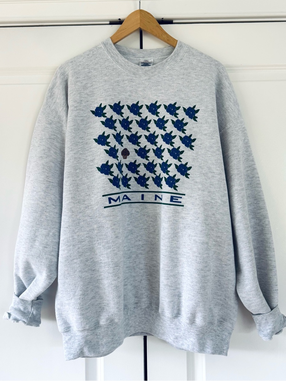 Maine VTG sweatshirt blueberry picking muffin art to wear size XL